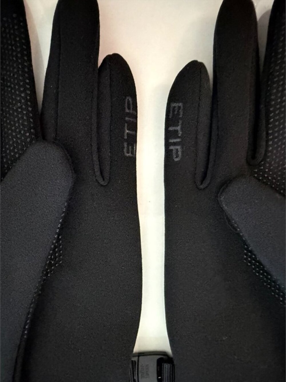 North Face Etip Gloves in Black Women's Size S - Picture 3 of 11